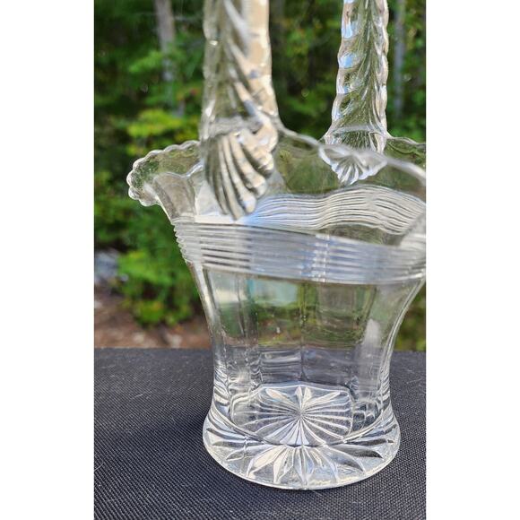 Vintage Pressed Glass Bride Basket, 9", Duncan and Miller - Picture 5 of 8